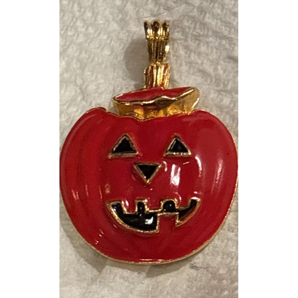 Vintage 1995 Red Enamel Jack O Lantern Pumpkin Pendant Gold Tone Halloween Charm